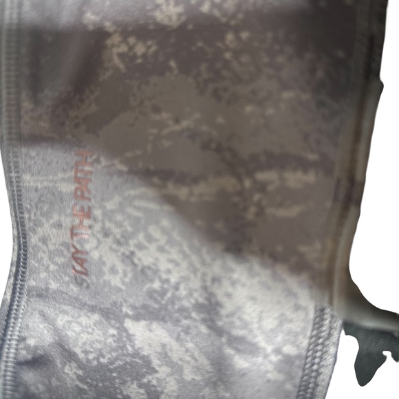 Calia Essential Collection rouched capris sharkpython  leggings Medium gray - Picture 5 of 9